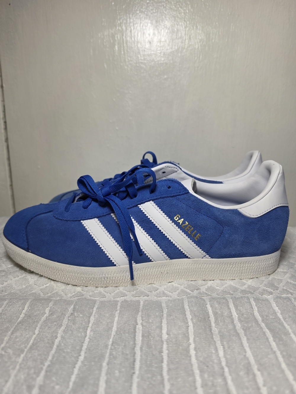 Adidas Original Gazelle Men's Blue Suede Sneakers